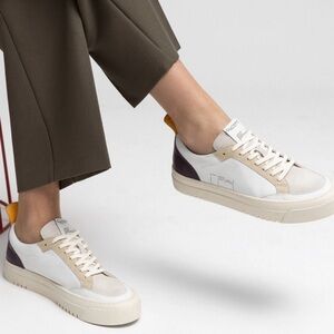 ONCEPT LONDON SHOE - WHITE/CAPPUCCINO Size 9.5